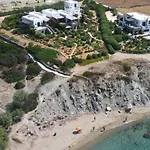 Villa Sophia Paros - Beachfront At Lolantonis Drios
