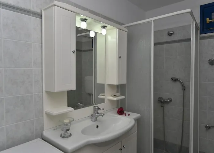 Villa Sophia Paros - Beachfront At Lolantonis Drios