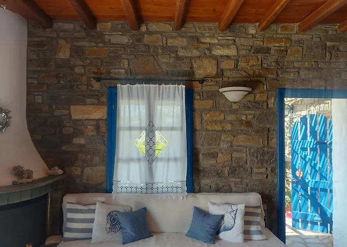 Sophia Paros - Beachfront At Lolantonis Drios