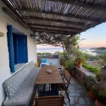 Sophia Paros - Beachfront At Lolantonis 别墅