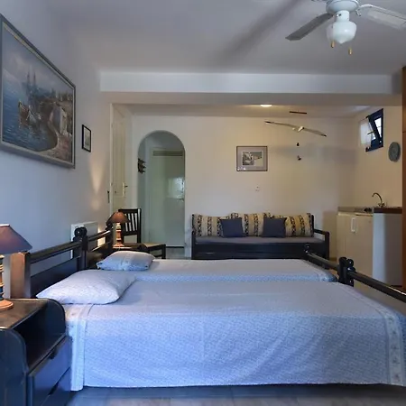 Villa Sophia Paros - Beachfront At Lolantonis Drios