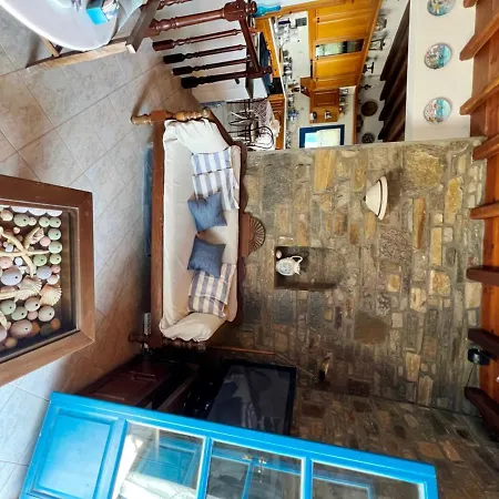 Sophia Paros - Beachfront At Lolantonis Villa