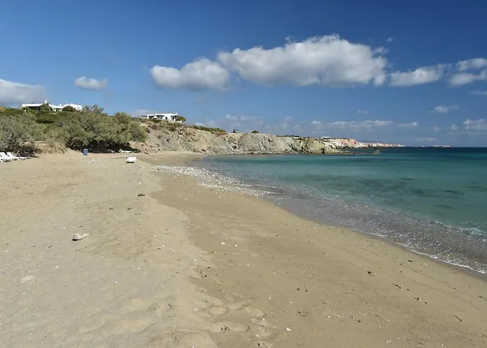 Vila Sophia Paros - Beachfront At Lolantonis *