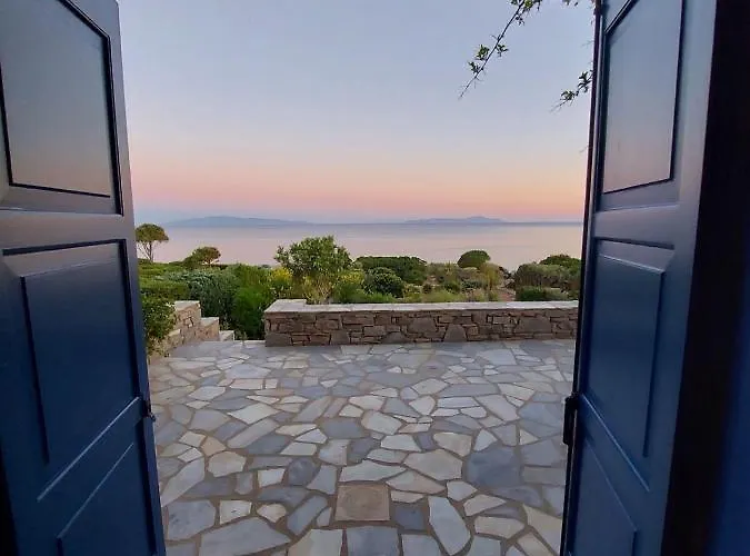 Sophia Paros - Beachfront At Lolantonis