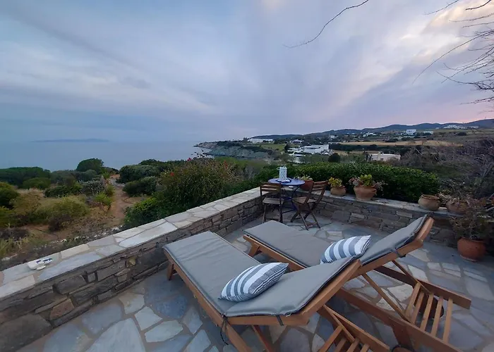 Sophia Paros - Beachfront At Lolantonis Vila *