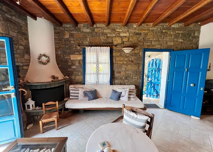 Βίλα Sophia Paros - Beachfront At Lolantonis Δρυός