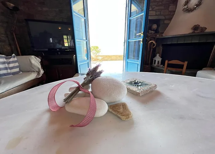 Sophia Paros - Beachfront At Lolantonis Βίλα