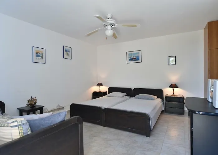 Sophia Paros - Beachfront At Lolantonis וילה