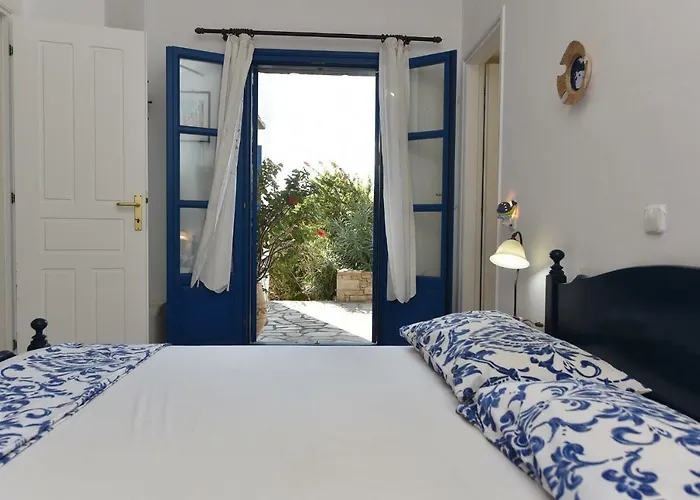 Sophia Paros - Beachfront At Lolantonis Drios